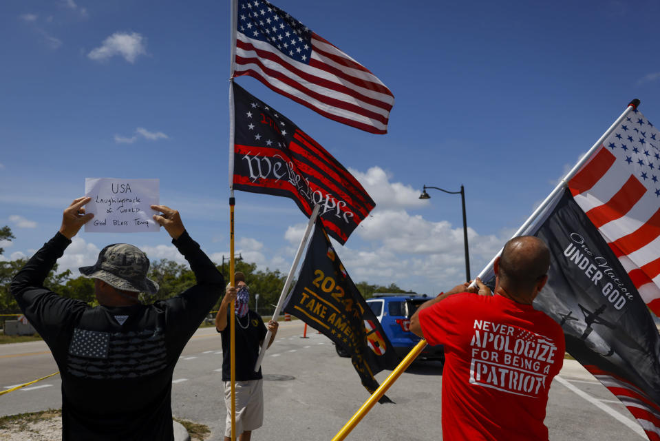 Supporters of former US President Donald Trump outside Mar-A-Lago after the indictment of Trump in Palm Beach, Fla., on March 31, 2023.<span class="copyright">Eva Marie Uzcategui—Bloomberg/Getty Images</span>