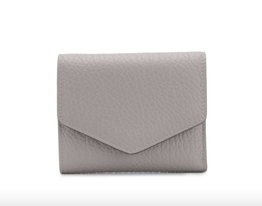 名牌短銀包推薦Top12！大象灰溫柔配色、可以放在小廢包的可愛尺寸，Tory Burch這款銀包低至$1,4XX媲美Loewe氣質