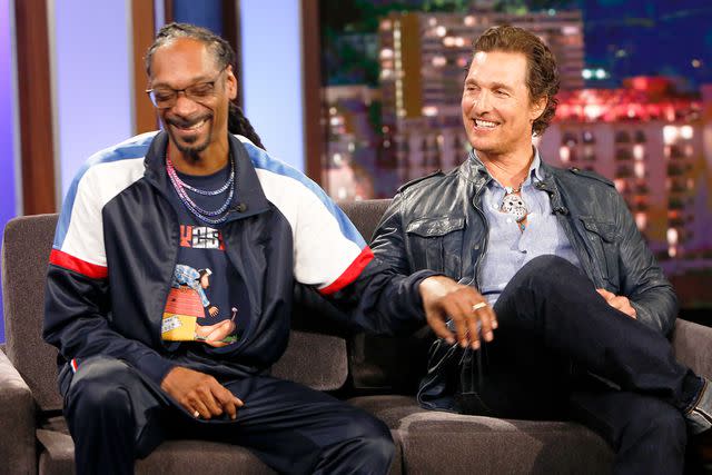 <p>Randy Holmes/Disney General Entertainment Content via Getty</p> Guests Matthew McConaughey & Snoop Dogg on 'Jimmy Kimmel Live!'