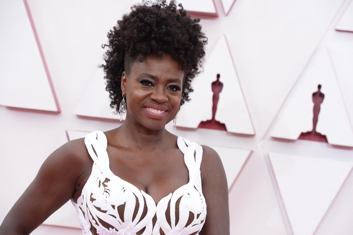 Viola Davis shares she had hysterectomy, reveals she threatened to 'kick'  surgeon's ass 'if I wake up and my uterus is still here