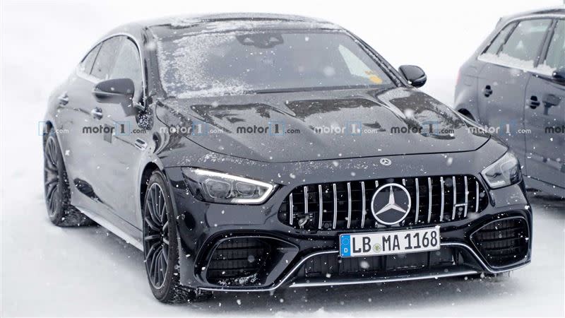 Mercedes-AMG GT 73 4-Door測試車預計將擁有800匹馬力。（圖／翻攝自motor1）