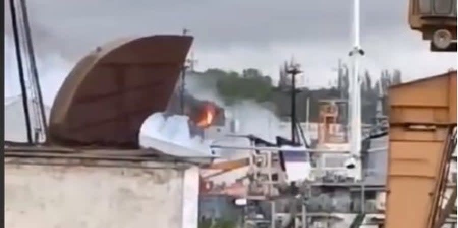 Fire on ship in Sevastopol Bay after reports of explosion