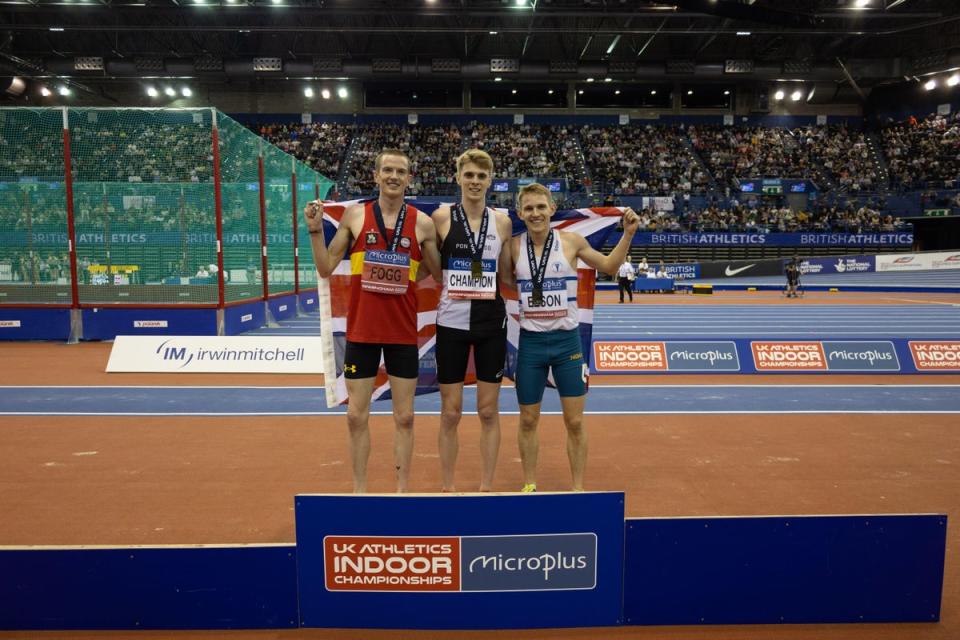 Callum Elson (r) with Adam Fogg (l) and British champion Piers Copeland (Alamy Stock Photo)