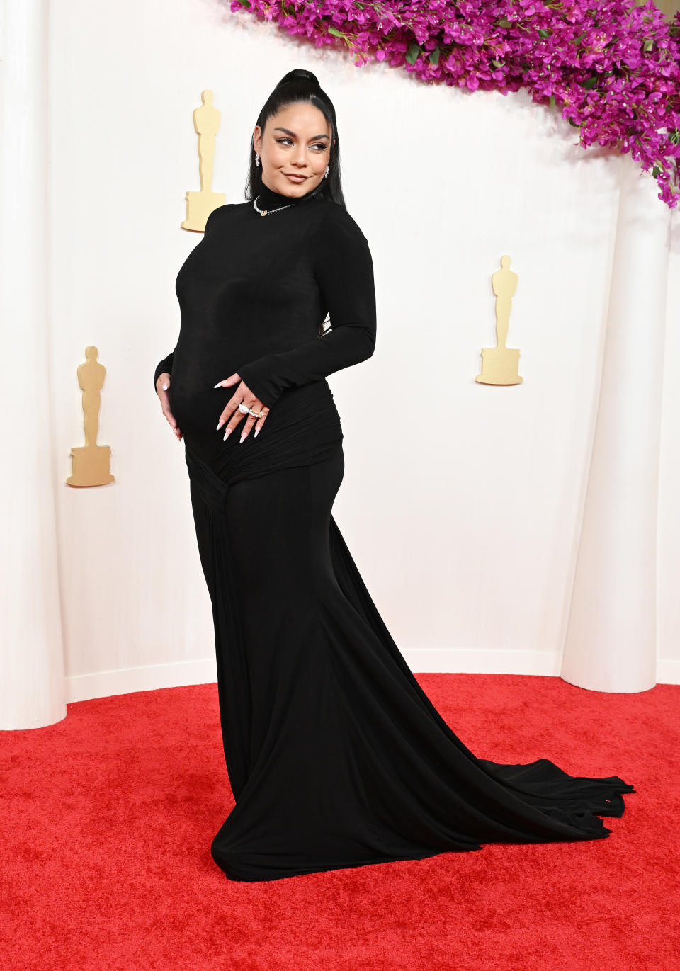 Oscars 2024 red carpet See what the stars are wearing to celebrate