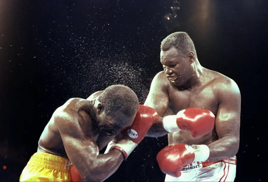 PLATZ 9 - LARRY HOLMES: Der "Easton Assassin" dominierte die Gewichtsklasse in der Ära zwischen Muhammad Ali und Mike Tyson, war von 1978 bis 1985 Champion. Bezwang 1980 sogar Ali, der allerdings auch weit entfernt von seinen besten Zeiten war