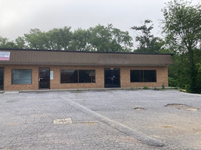 The former Subway at 325 North Leicester Highway in Asheville, as of June 2, 2023.