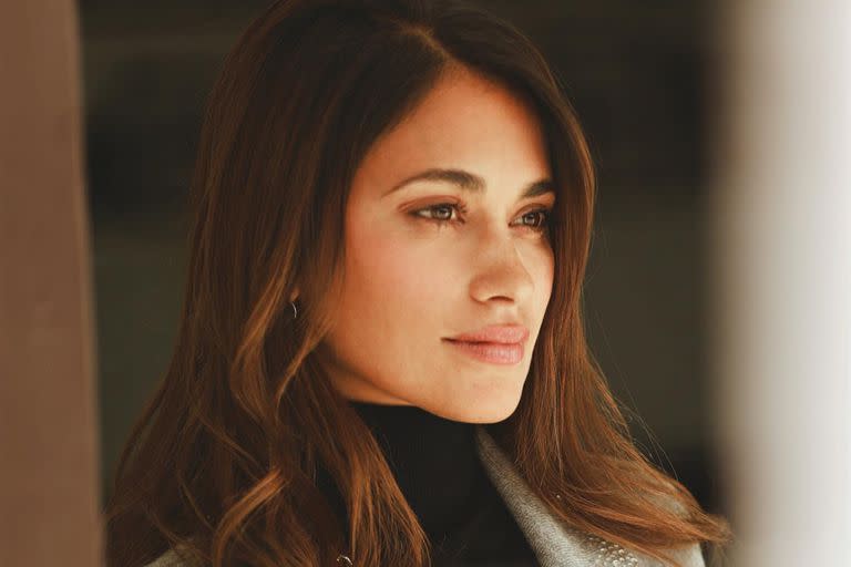 Anto Roccuzzo dio de qué hablar con el look otoñal que lució en la Mansión Guerlain