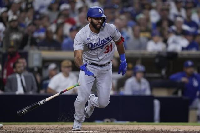 Dodgers rally with four home runs in 8th inning vs. Padres