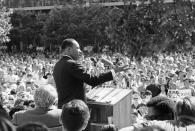 <p>A large portion of the estimated 5,000 who listened intently to Dr. Martin Luther King, arrow, lower right, from Sproul Hall, University of California administration building in Berkeley, Calif., May 17, 1967. (AP Photo) </p>