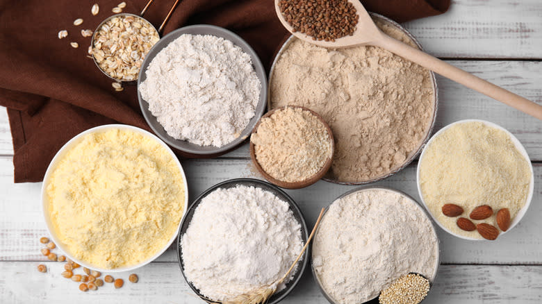 different types of flour 