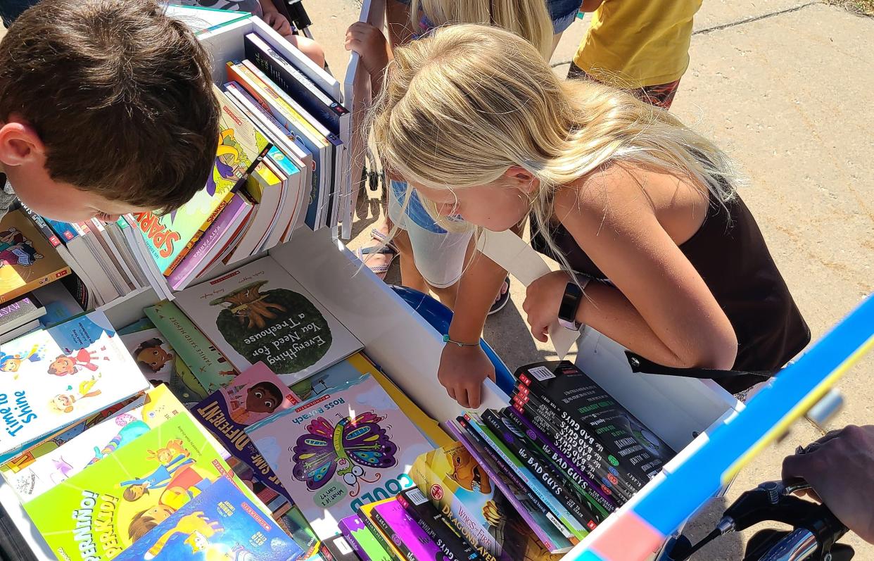 Zeeland Public Schools used the Reading Now Network Book Bike to deliver books to children in the district and promote summer reading.