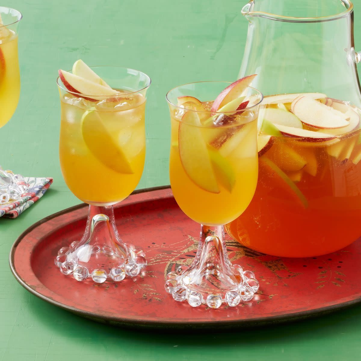 apple cider sangria fall recipe