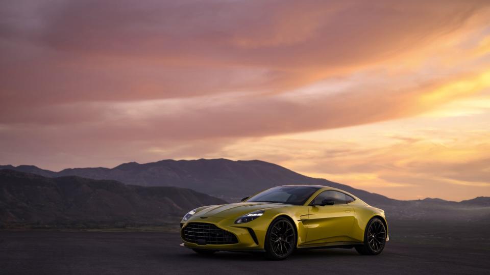 2025 aston martin vantage reveal images