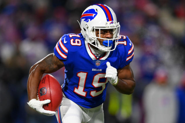 Bills' Isaiah McKenzie slams Giants, Jets fans: They attend games for hot  dogs