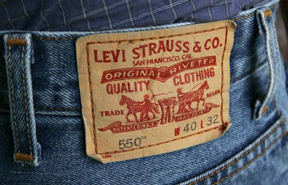 LEVI’S