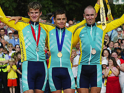 Evans enjoyed some early success in his road career, winning the 2001 Tour of Austria and claiming gold in the individual time trial at the 2002 Commonwealth Games.