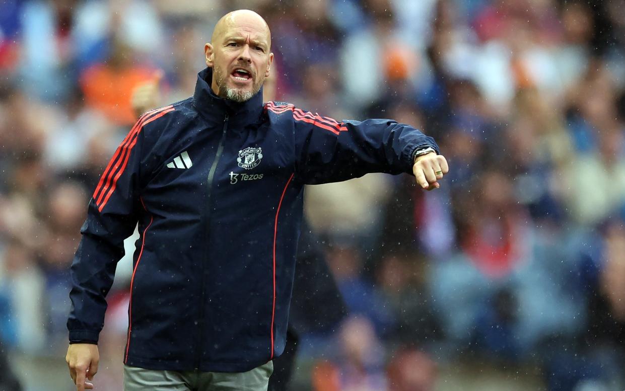 Erik ten Hag on the touchline during Manchester United's friendly against Rangers