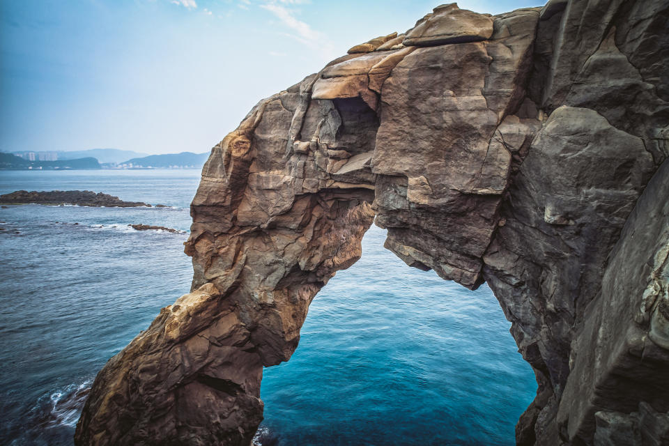 So sieht der Elephant Trunk Rock in Taiwan nicht mehr aus, er ist im Jahr 2023 eingestürzt. (Bild: Getty Images)