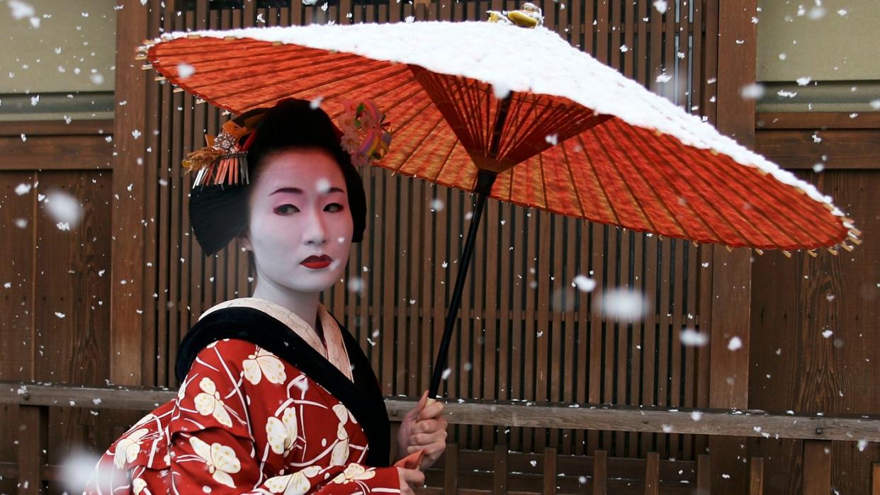 A geisha. 