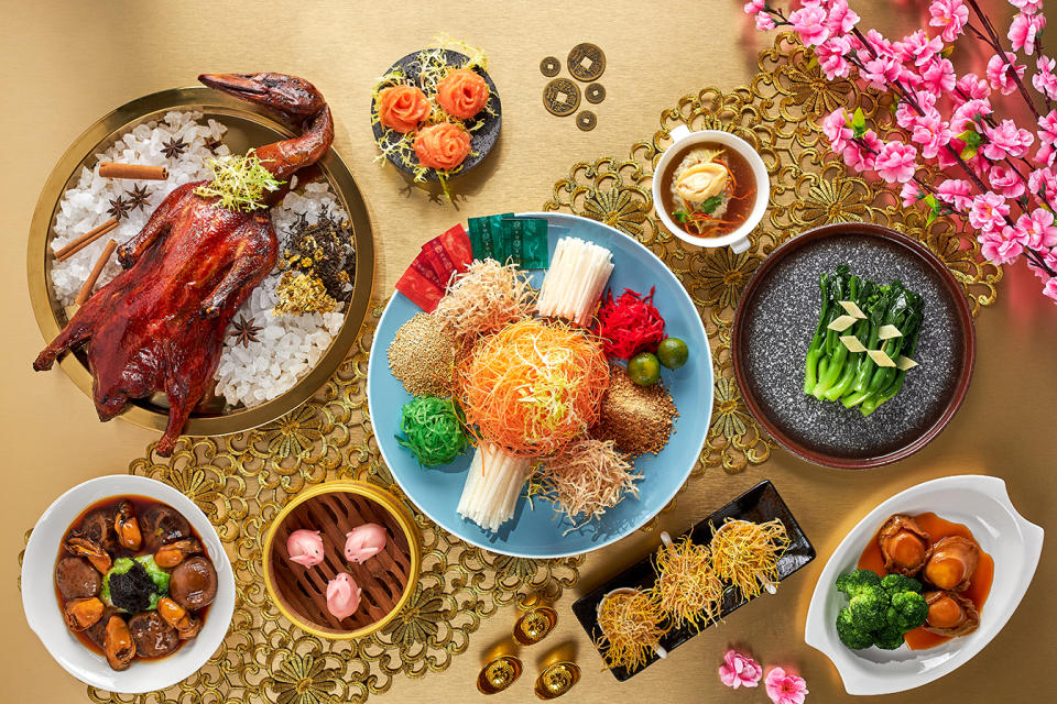 Dine-in feast at Xin Cuisine (Photo: Holiday Inn Atrium)