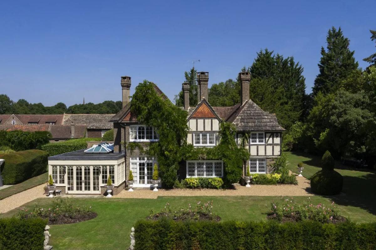 The house is on the market for £5.5m <i>(Image: Zoopla/House Partnership)</i>