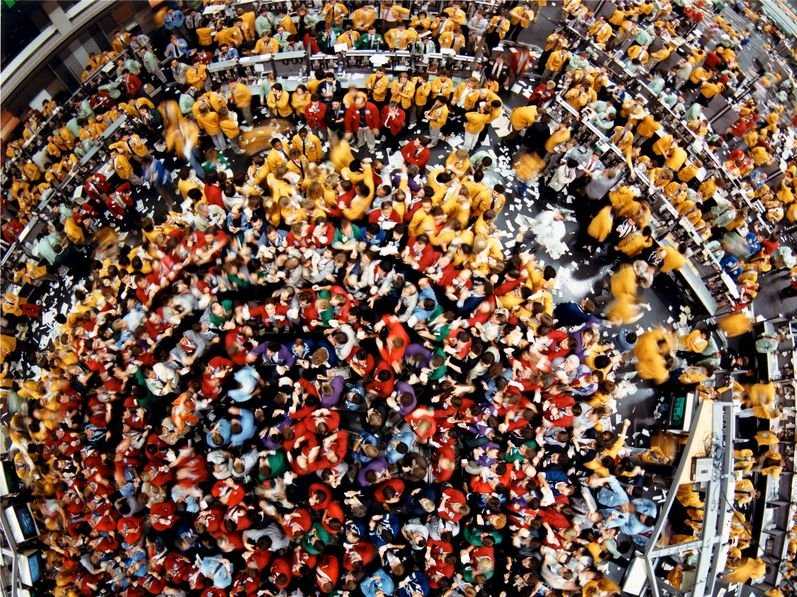 The S&P 500 trading pit is pictured from overhead at the Chicago Mercantile Exchange in Chicago, Illinois in this late 1980s handout photo.  REUTERS/CME Group/Handout via Reuters