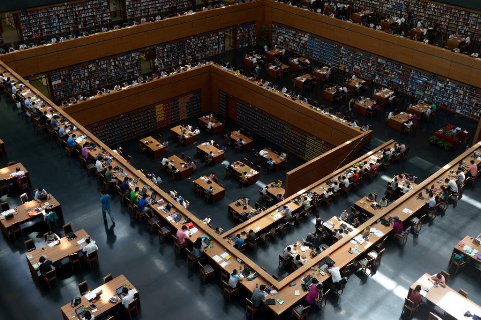 <span>La biblioteca nacional de China se ubica en Pekín y es considerada la más importante de Asia. (Foto: Wang Zhao/AFP)</span>