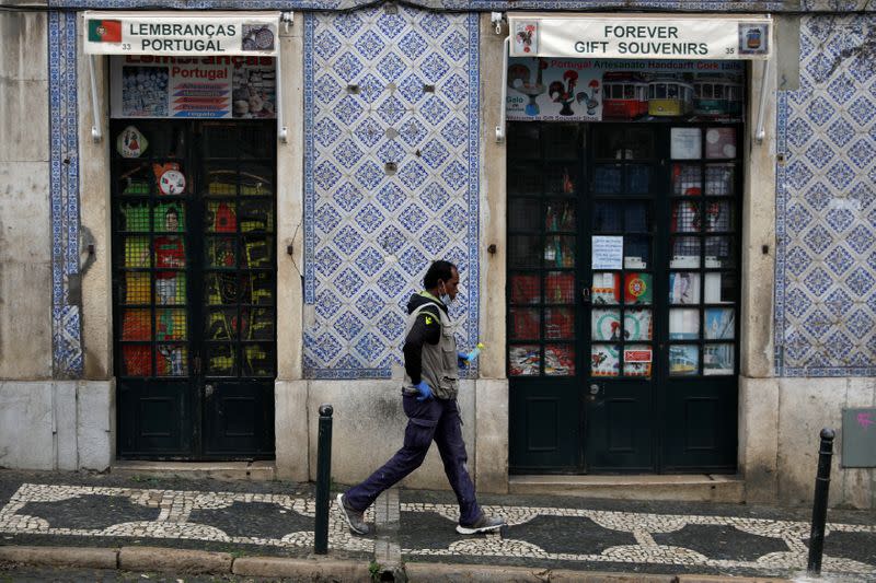 Outbreak of the coronavirus disease (COVID-19) in Lisbon