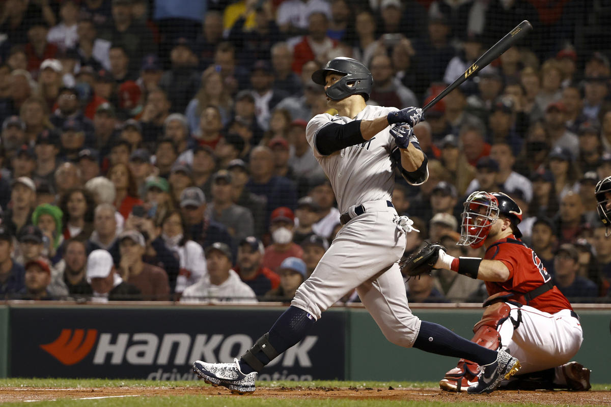 Yankees slugger Giancarlo Stanton hits 113-mph homer in intrasquad game 