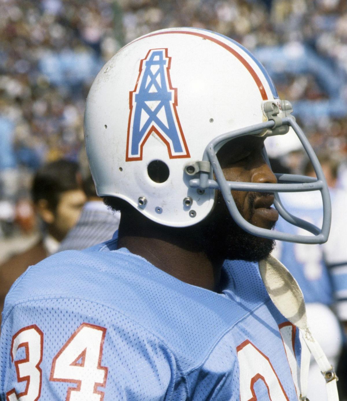 Report: Tennessee Titans To Wear Houston Oilers Throwback Uniforms