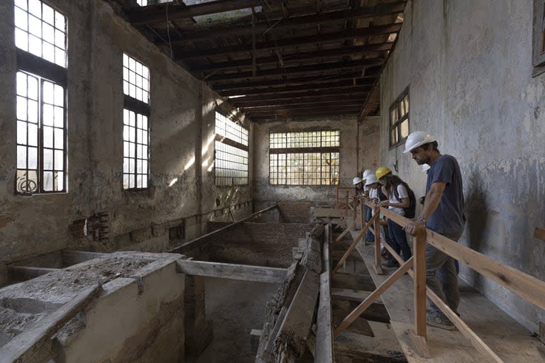 Expertos en conservación patrimonial analizan el estado del Pabellón del Centenario que ya comenzó a ser restaurado