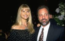 <p>Auf einer Karibik-Kreuzfahrt fanden Christie Brinkley und Billy Joel zueinander. Die Schöne wurde zum "Uptown Girl" und zur Muse weiterer Lieder des Sängers. 1994 ließen die beiden sich nach neun Jahren Ehe wieder scheiden. (Bild: Diane Freed/Liaison)</p> 