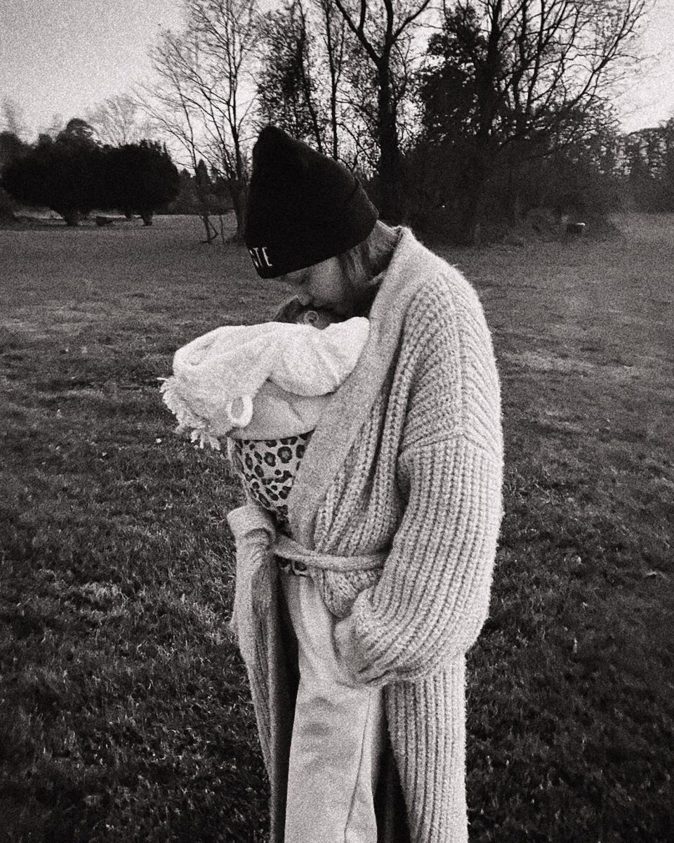 <p>In one black-and-white photo, she <a href="https://www.instagram.com/p/CH6u2d5Hm8H/" rel="nofollow noopener" target="_blank" data-ylk="slk:snuggled up to her 1-month-old;elm:context_link;itc:0;sec:content-canvas" class="link ">snuggled up to her 1-month-old</a>. In the photo's caption, Hadid revealed that the family had already decorated for the holidays explaining, "she's da bestie so she got Christmas decorations." </p>