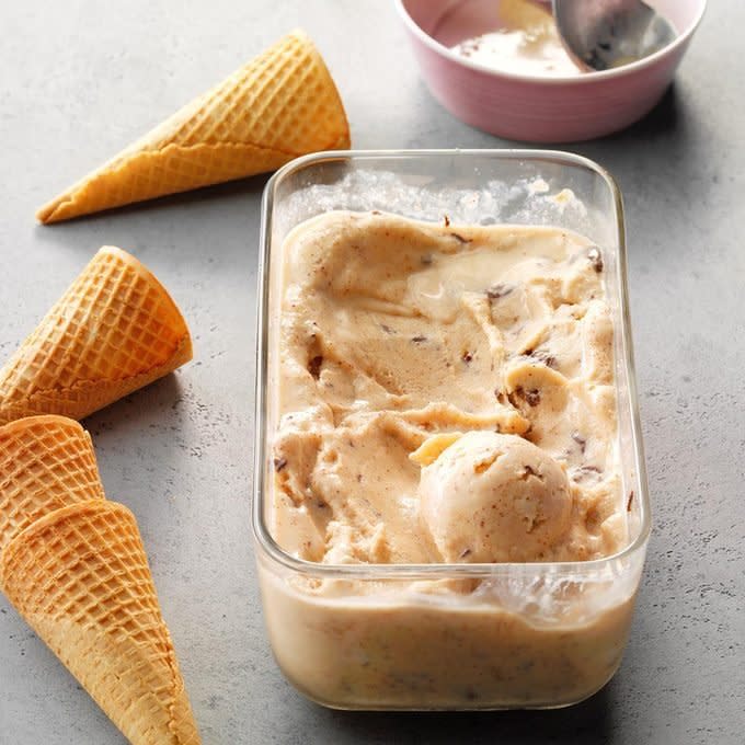 Almond Butter Swirl Ice Cream