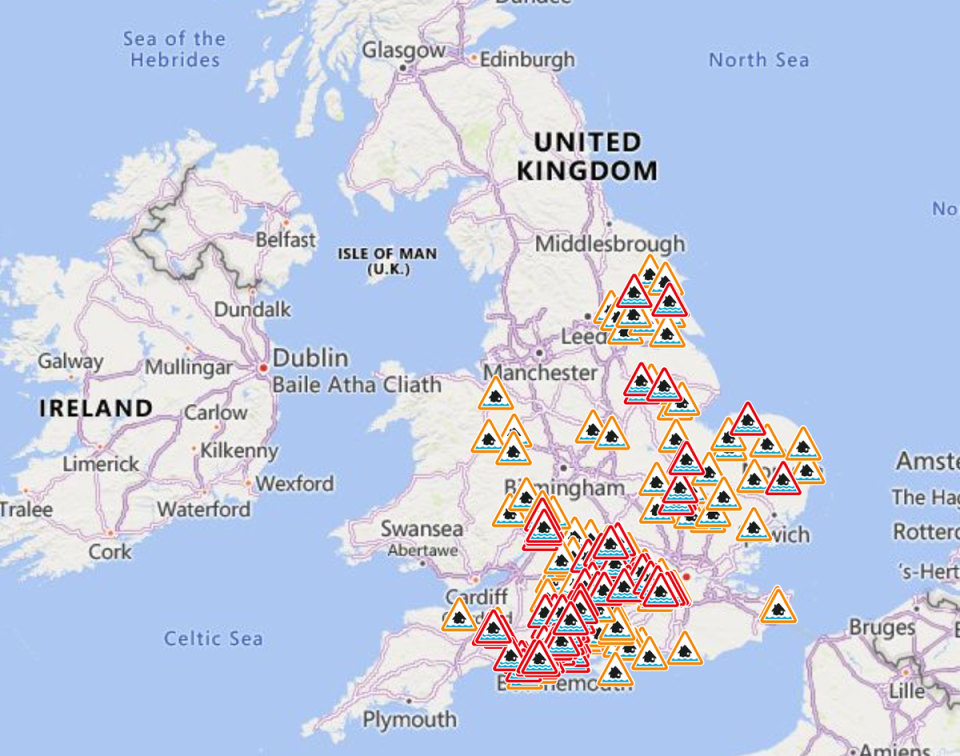 The Environment Agency issued over 250 flood alerts and warnings as the country grapples with the fallout of Storm Henk (EA)