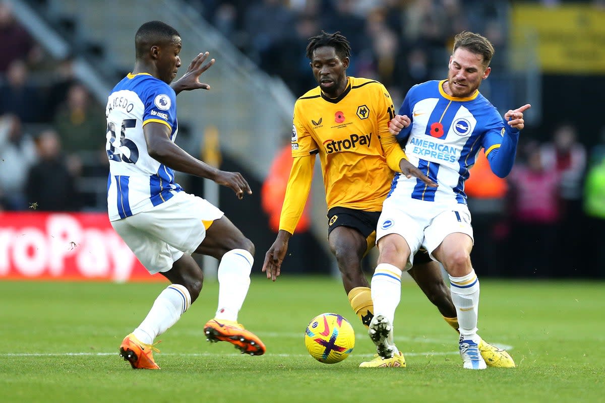 Brighton duo Moises Caicedo (left) and Alexis Mac Allister (right) are said to be in Manchester United’s sights (Barrington Coombs/PA) (PA Wire)