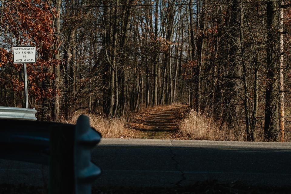 Construction is expected to begin this summer on a one-mile biking and hiking trail east of the city. For phase 1 of the project, the city convert one-mile of a city-owned railroad right-of-way into a non-motorized trail. The pathway will start at a trailhead off of Hillandale Road NE and end at Ohio 39 just across the road from Huffy’s Bar and Grill.