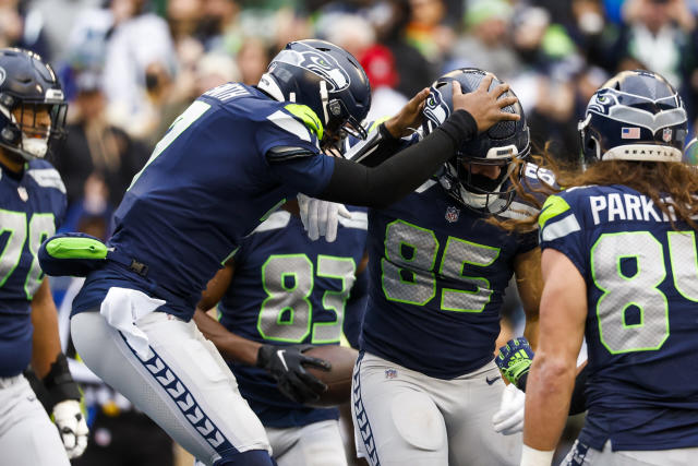 NFC Playoff Picture: Seahawks 1 of 3 teams vying for last wild-card spot