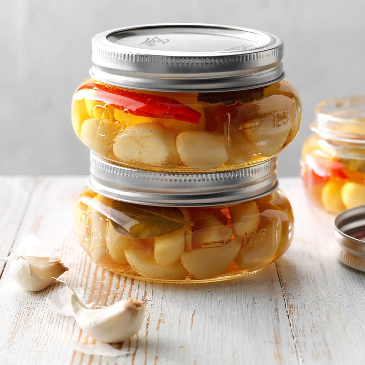 Spicy Pickled Garlic