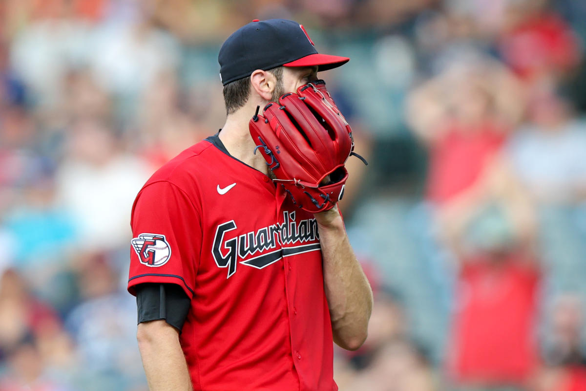 Lucas Giolito roughed up in first start since divorce announcement