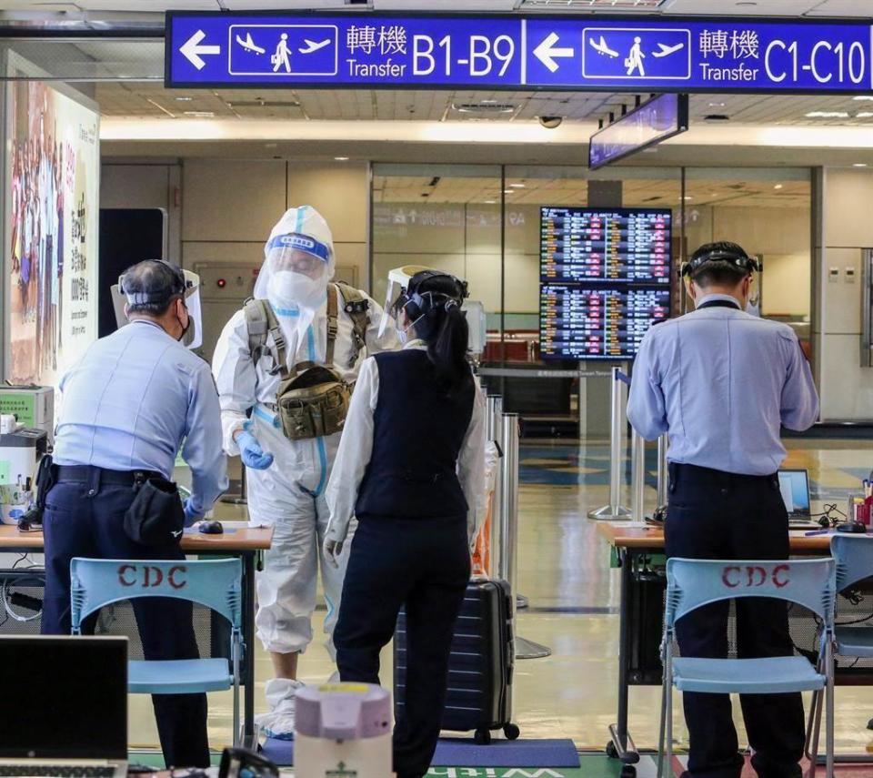 機場入境檢驗情況。（資料照／陳麒全攝）