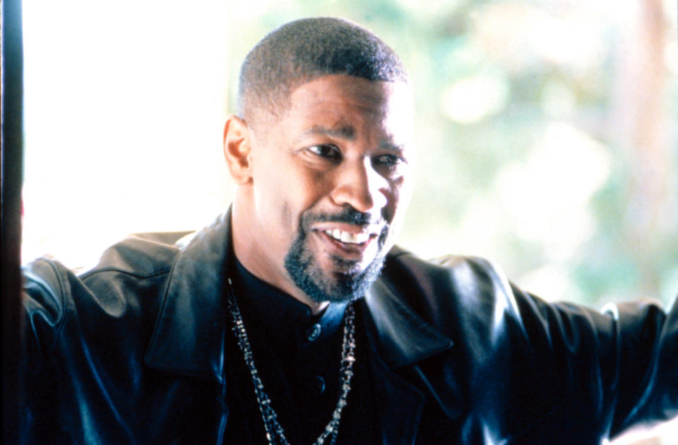 <div><p>"Denzel Washington played Alonzo Harris so well that I hated him for a minute lol. It took me a while to be able to watch another Denzel movie, I had never seen him play such an evil character and he was so believable that it totally freaked me out."</p><p>—<a href="https://www.buzzfeed.com/frostee612" rel="nofollow noopener" target="_blank" data-ylk="slk:frostee612;elm:context_link;itc:0;sec:content-canvas" class="link ">frostee612</a></p></div><span> Warner Bros / Everett Collection</span>