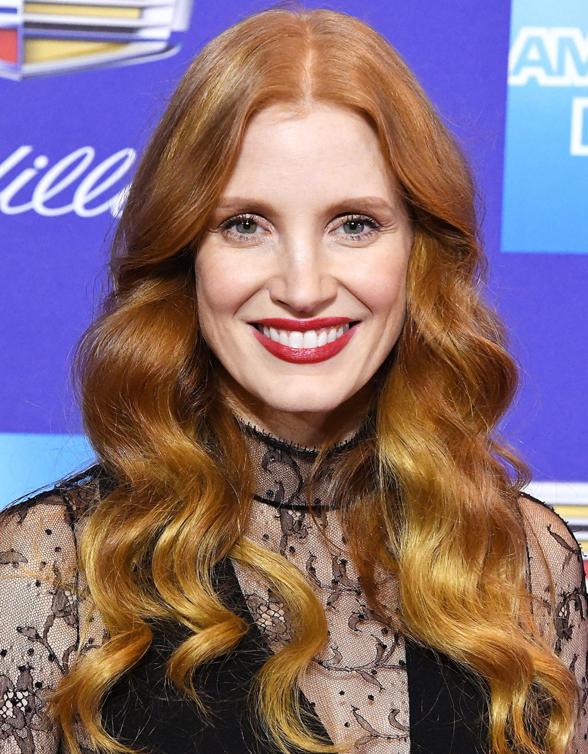 Daily Beauty Buzz: Jessica Chastain's Red Lipstick