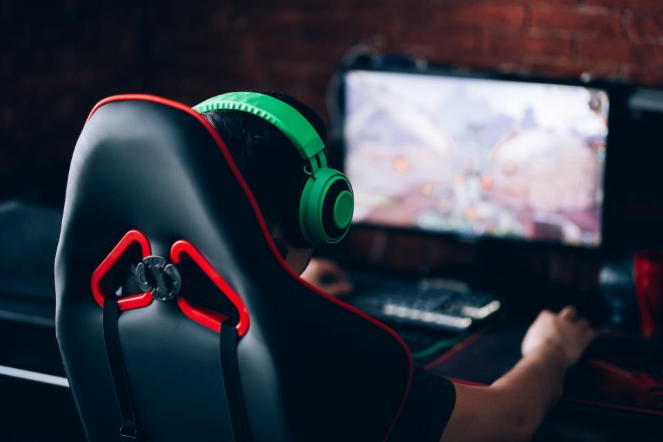 Got a gamer in the house? Many games require about 2Mbps – plus several times that if your gamer is streaming their session for others to watch. That may not seem like much but a typical cable or DSL broadband connection tops out at 10Mbps upstream.