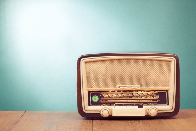 <span class="caption">Old retro radio.</span> <span class="attribution"><a class="link " href="https://www.shutterstock.com/image-photo/old-retro-radio-green-eye-light-163882400?src=Q9gdWdF2BQ1iVEj3wZGsnA-1-21" rel="nofollow noopener" target="_blank" data-ylk="slk:shutterstock/BrAt82;elm:context_link;itc:0;sec:content-canvas">shutterstock/BrAt82</a></span>