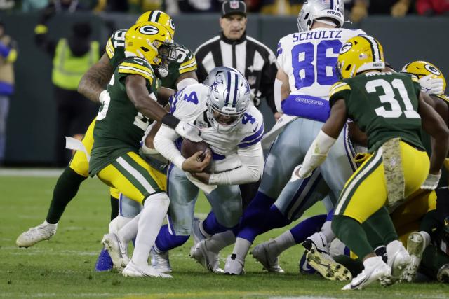 Rodgers Lifts Packers Over Cowboys 35-31 in Another Thriller