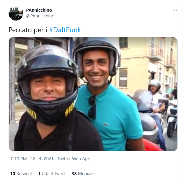 <p>Alcuni utenti hanno immaginato che dietro i caschi del duo i nascondessero Luigi Di Maio e Alessandro Di Battista, un tempo inseparabili, e c’è chi ha pronosticato che il gruppo francese si ritroverà a “C’è Posta per te” per ricongiungersi di nuovo. Non manca Morgan in versione Daft Punk che si chiede “Che succede?” e c’è chi suggerisce che dietro la coppia mascherata si celassero i compagni di classe Giancarlo Magalli e Mario Draghi, costretti a separarsi adesso che l’ex numero uno della Bce è diventato presidente del Consiglio.</p> 