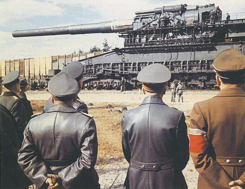 hitler gustav railway gun