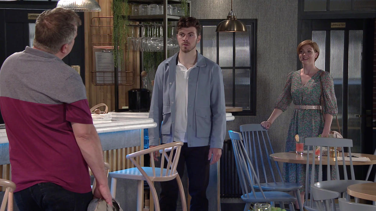 FROM ITV

STRICT EMBARGO - No Use before Tuesday 13th July 2021

Coronation Street - Ep 10381

Monday 19th July 2021 - 2nd Ep

Steve McDonald [SIMON GREGSON] assumes Curtis [SAM RETFORD] is cheating on Emma and tears a strip off him and leaves

Picture contact David.crook@itv.com 

This photograph is (C) ITV Plc and can only be reproduced for editorial purposes directly in connection with the programme or event mentioned above, or ITV plc. Once made available by ITV plc Picture Desk, this photograph can be reproduced once only up until the transmission [TX] date and no reproduction fee will be charged. Any subsequent usage may incur a fee. This photograph must not be manipulated [excluding basic cropping] in a manner which alters the visual appearance of the person photographed deemed detrimental or inappropriate by ITV plc Picture Desk. This photograph must not be syndicated to any other company, publication or website, or permanently archived, without the express written permission of ITV Picture Desk. Full Terms and conditions are available on  www.itv.com/presscentre/itvpictures/terms