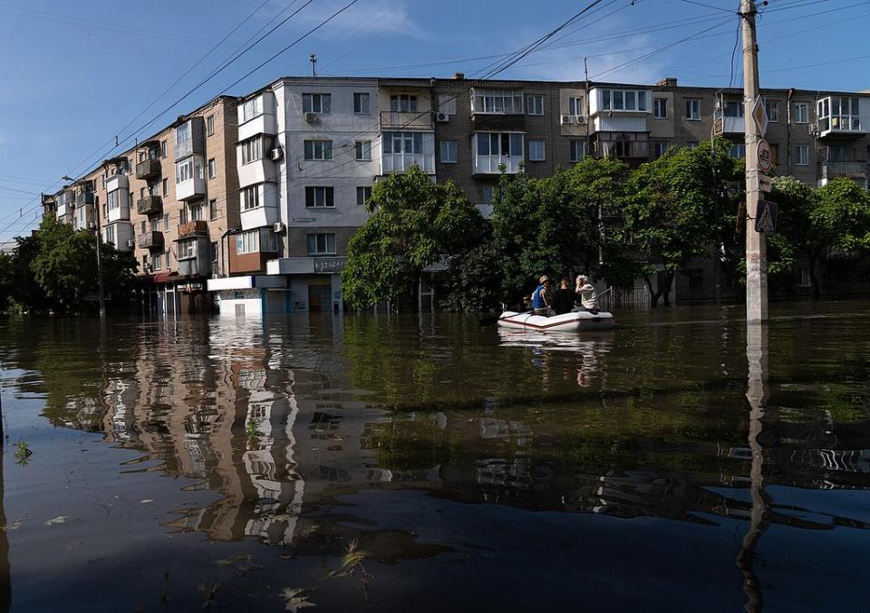 Kherson_after_the_destruction_of_Kakhovka_Hydroelectric_Power_Plant,_2023-06-07_(01)